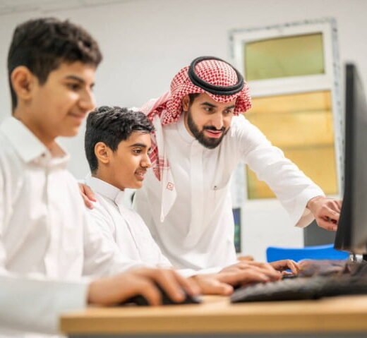 مشروع مدرسة عالمية بالمملكة (انترناشونال)